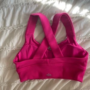 Alo sports bra bright pink